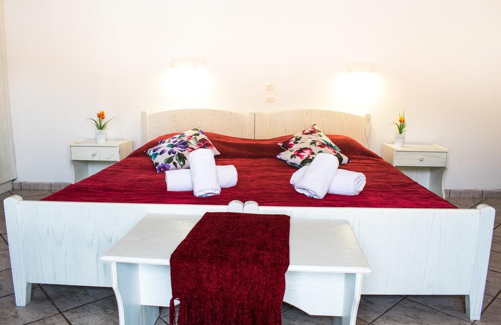 Apart Hotel Blumarin Agios Gordios  Exterior foto